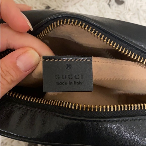 SOLD Gucci Black leather Mini Marmont Camera bag - Picture 10 of 16